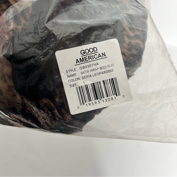 NWT Good American Flowing Faux Wrap Leopard Bodysuit Small - Picture 9 of 12